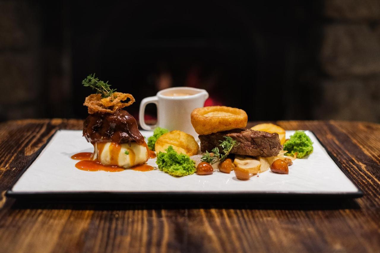 Woodenbridge Hotel エクステリア 写真