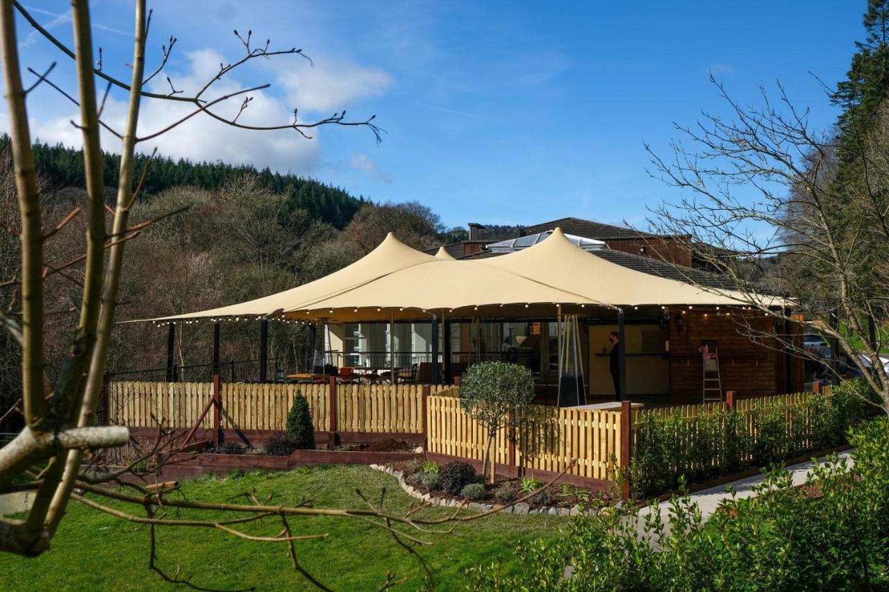 Woodenbridge Hotel エクステリア 写真