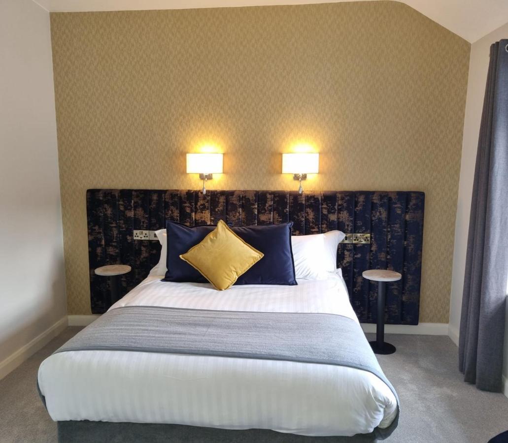 Woodenbridge Hotel エクステリア 写真