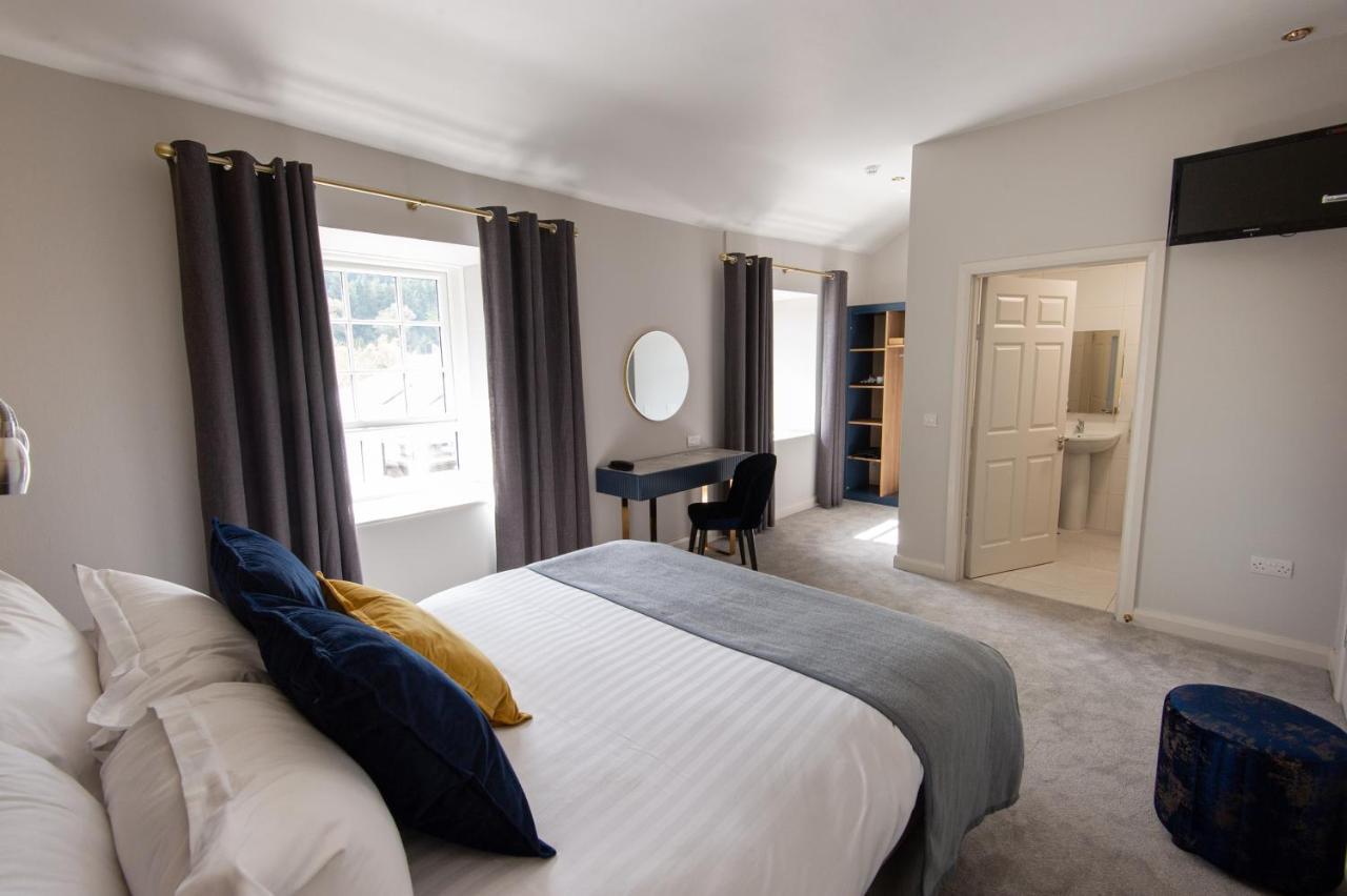 Woodenbridge Hotel エクステリア 写真