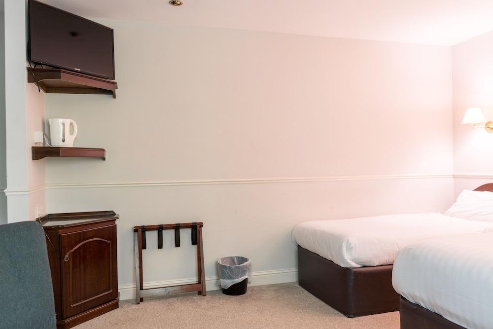 Woodenbridge Hotel エクステリア 写真