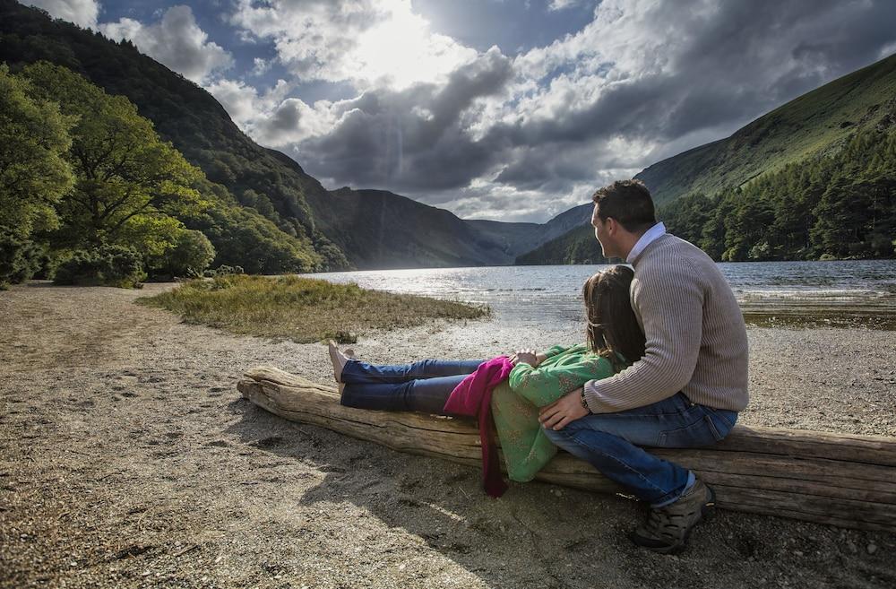 Woodenbridge Hotel エクステリア 写真
