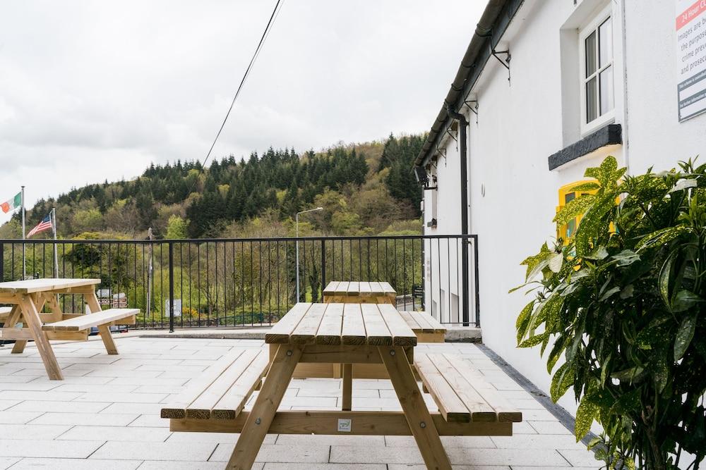 Woodenbridge Hotel エクステリア 写真
