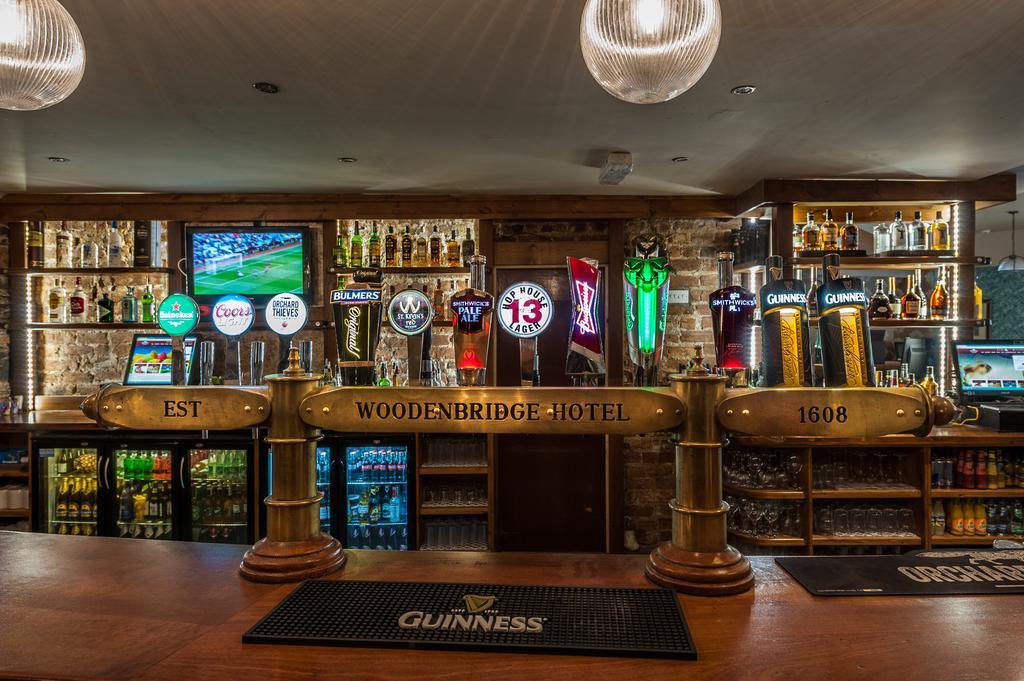 Woodenbridge Hotel エクステリア 写真